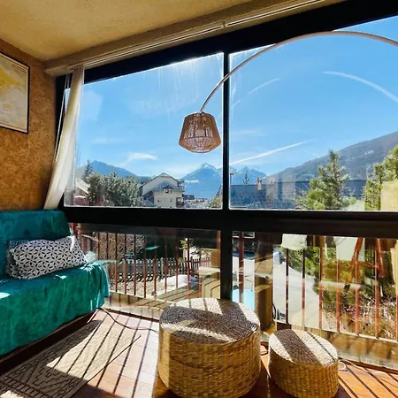 Pretty F4 House With Loggia In Briancon (Hautes-Alpes)